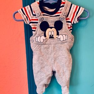 Mickey mousse overalls